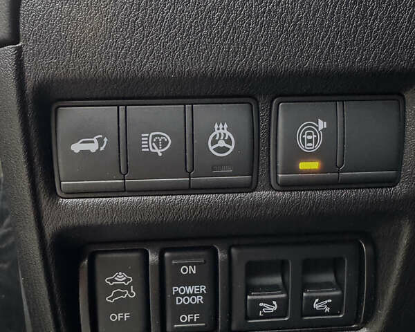 Черный Инфинити QX80, объемом двигателя 5.6 л и пробегом 65 тыс. км за 65900 $, фото 46 на Automoto.ua