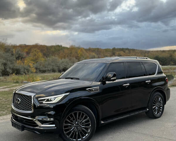 Черный Инфинити QX80, объемом двигателя 5.6 л и пробегом 65 тыс. км за 65900 $, фото 5 на Automoto.ua