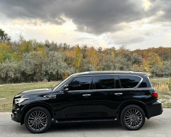 Черный Инфинити QX80, объемом двигателя 5.6 л и пробегом 65 тыс. км за 65900 $, фото 8 на Automoto.ua