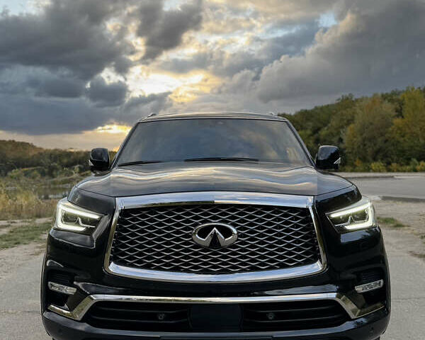 Черный Инфинити QX80, объемом двигателя 5.6 л и пробегом 65 тыс. км за 65900 $, фото 6 на Automoto.ua