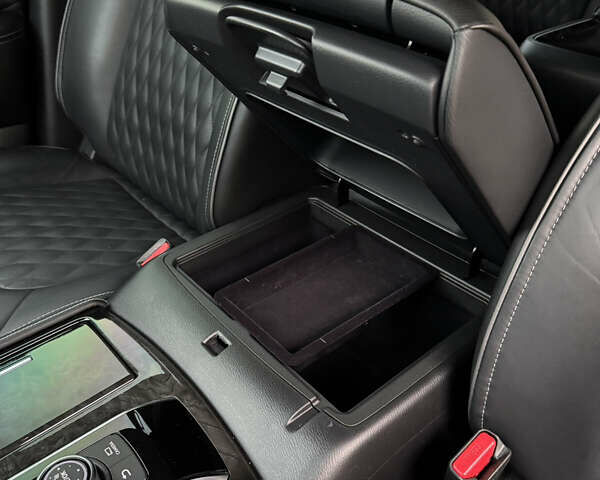 Черный Инфинити QX80, объемом двигателя 5.6 л и пробегом 65 тыс. км за 65900 $, фото 47 на Automoto.ua