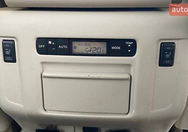 Фиолетовый Инфинити QX80, объемом двигателя 5.55 л и пробегом 201 тыс. км за 23990 $, фото 25 на Automoto.ua