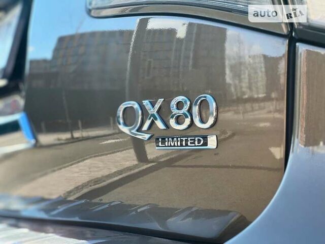 Коричневий Інфініті QX80, об'ємом двигуна 5.6 л та пробігом 81 тис. км за 26999 $, фото 1 на Automoto.ua