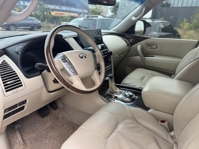 Коричневый Инфинити QX80, объемом двигателя 5.6 л и пробегом 191 тыс. км за 33000 $, фото 3 на Automoto.ua