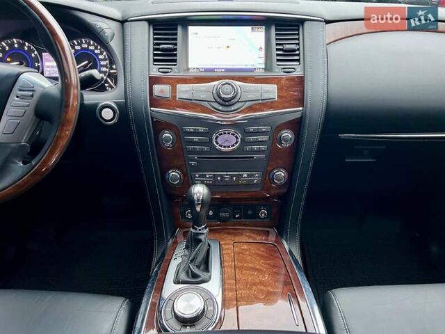 Коричневый Инфинити QX80, объемом двигателя 5.55 л и пробегом 159 тыс. км за 28900 $, фото 78 на Automoto.ua