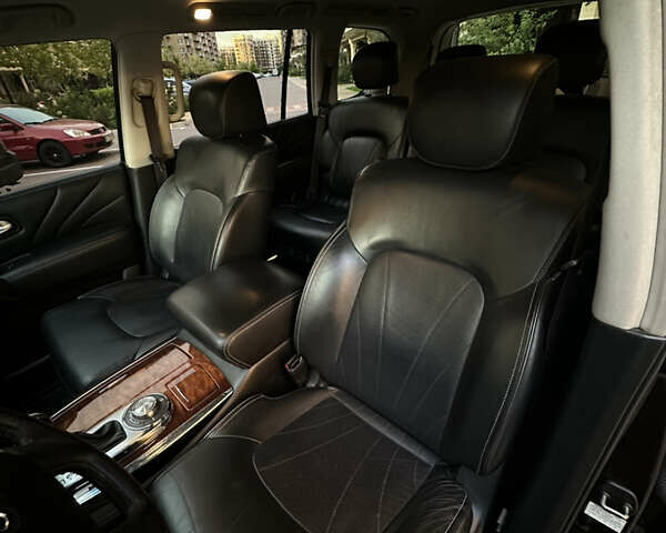 Коричневый Инфинити QX80, объемом двигателя 5.55 л и пробегом 157 тыс. км за 31000 $, фото 12 на Automoto.ua