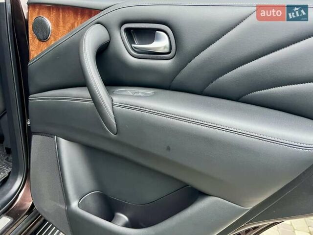 Коричневый Инфинити QX80, объемом двигателя 5.55 л и пробегом 159 тыс. км за 28900 $, фото 51 на Automoto.ua