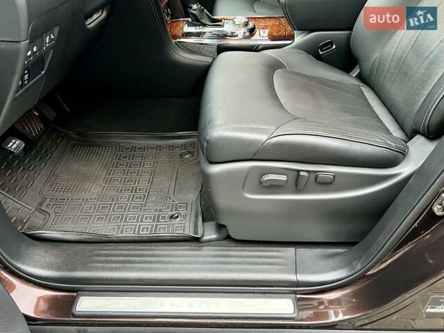 Коричневый Инфинити QX80, объемом двигателя 5.55 л и пробегом 159 тыс. км за 28900 $, фото 23 на Automoto.ua