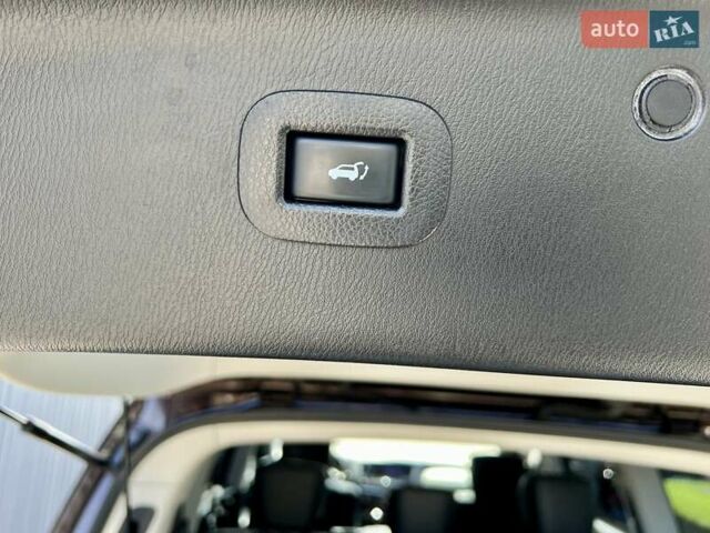 Коричневый Инфинити QX80, объемом двигателя 5.55 л и пробегом 155 тыс. км за 28900 $, фото 38 на Automoto.ua