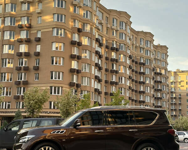 Коричневый Инфинити QX80, объемом двигателя 5.55 л и пробегом 157 тыс. км за 31000 $, фото 6 на Automoto.ua