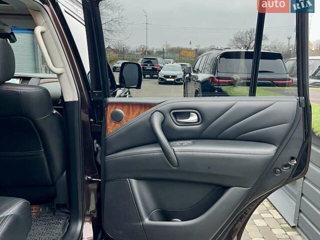 Коричневый Инфинити QX80, объемом двигателя 5.55 л и пробегом 159 тыс. км за 28900 $, фото 50 на Automoto.ua