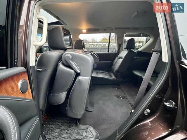 Коричневый Инфинити QX80, объемом двигателя 5.55 л и пробегом 159 тыс. км за 28900 $, фото 35 на Automoto.ua