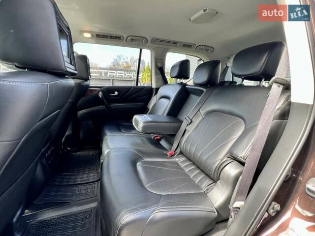 Коричневый Инфинити QX80, объемом двигателя 5.55 л и пробегом 155 тыс. км за 28900 $, фото 31 на Automoto.ua