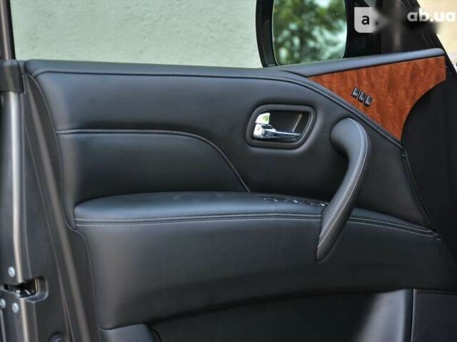 Инфинити QX80, объемом двигателя 5.6 л и пробегом 78 тыс. км за 44000 $, фото 13 на Automoto.ua