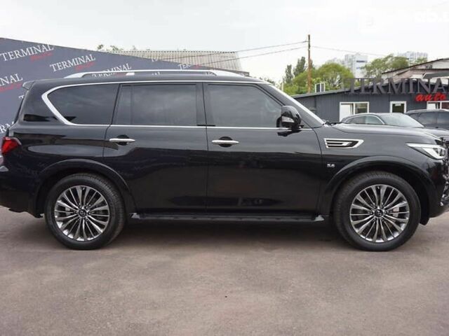Инфинити QX80, объемом двигателя 5.6 л и пробегом 25 тыс. км за 59999 $, фото 3 на Automoto.ua