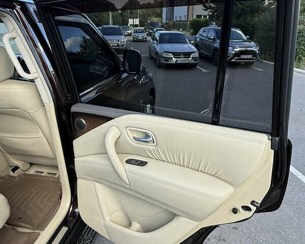 Инфинити QX80, объемом двигателя 5.6 л и пробегом 205 тыс. км за 26900 $, фото 7 на Automoto.ua