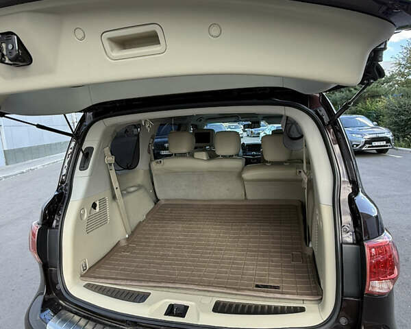 Инфинити QX80, объемом двигателя 5.6 л и пробегом 205 тыс. км за 26900 $, фото 10 на Automoto.ua