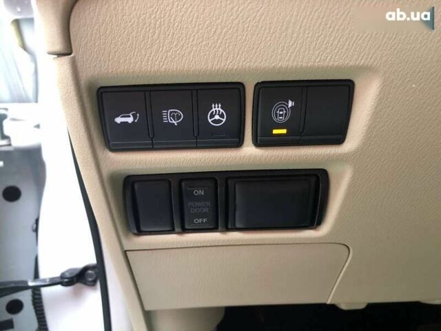 Инфинити QX80, объемом двигателя 5.6 л и пробегом 112 тыс. км за 40990 $, фото 17 на Automoto.ua