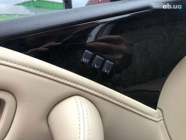 Инфинити QX80, объемом двигателя 5.6 л и пробегом 112 тыс. км за 40990 $, фото 16 на Automoto.ua