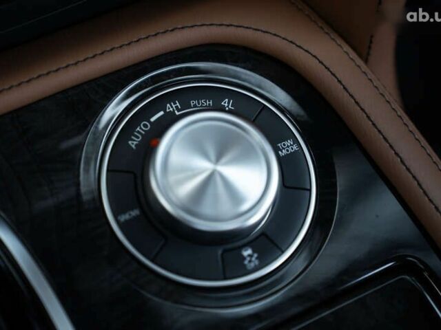 Інфініті QX80, об'ємом двигуна 5.6 л та пробігом 16 тис. км за 62000 $, фото 25 на Automoto.ua