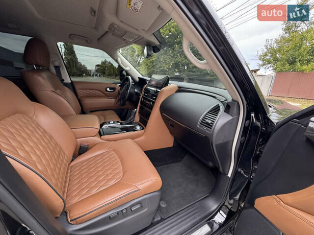 Інфініті QX80, об'ємом двигуна 5.6 л та пробігом 20 тис. км за 70000 $, фото 13 на Automoto.ua