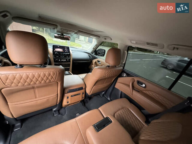 Інфініті QX80, об'ємом двигуна 5.6 л та пробігом 20 тис. км за 70000 $, фото 12 на Automoto.ua