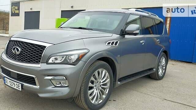 Сірий Інфініті QX80, об'ємом двигуна 5.6 л та пробігом 207 тис. км за 26500 $, фото 2 на Automoto.ua