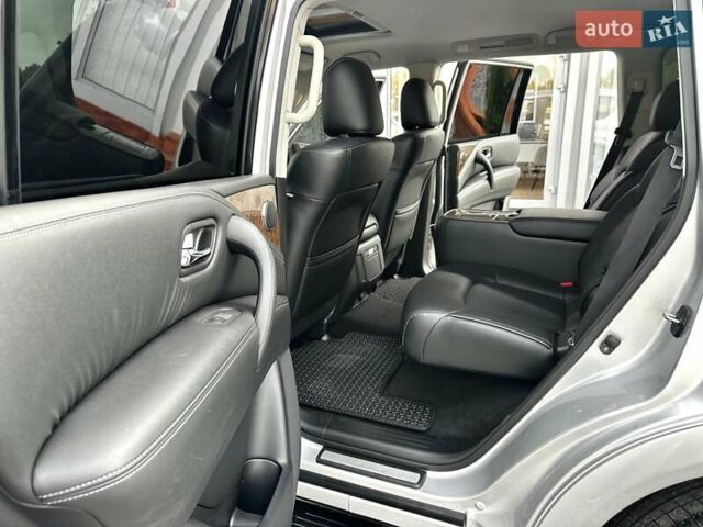Серый Инфинити QX80, объемом двигателя 5.55 л и пробегом 141 тыс. км за 23900 $, фото 57 на Automoto.ua