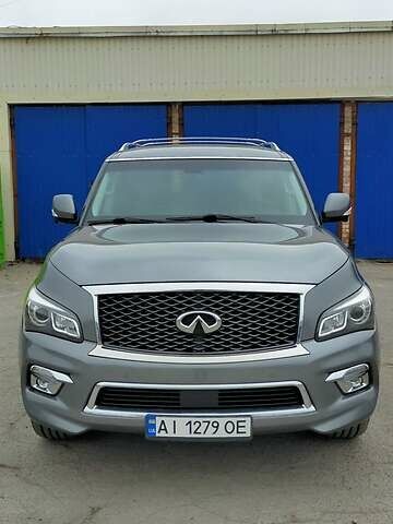 Сірий Інфініті QX80, об'ємом двигуна 5.6 л та пробігом 207 тис. км за 26500 $, фото 1 на Automoto.ua