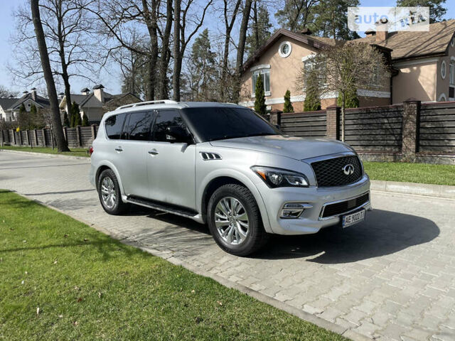 Сірий Інфініті QX80, об'ємом двигуна 5.55 л та пробігом 100 тис. км за 27900 $, фото 3 на Automoto.ua