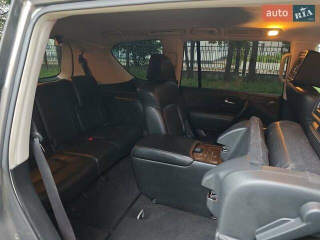 Серый Инфинити QX80, объемом двигателя 5.55 л и пробегом 112 тыс. км за 25500 $, фото 14 на Automoto.ua