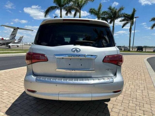 Серый Инфинити QX80, объемом двигателя 5.6 л и пробегом 72 тыс. км за 5900 $, фото 3 на Automoto.ua