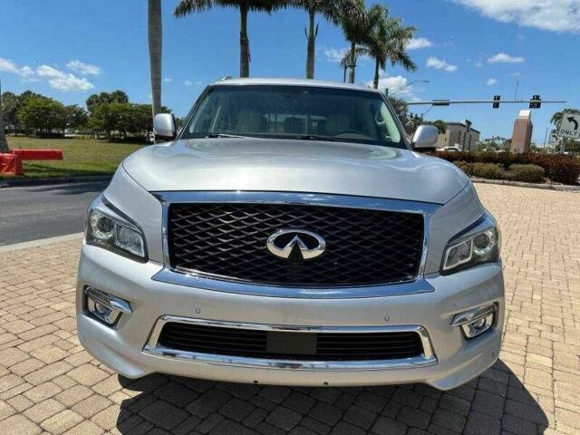 Серый Инфинити QX80, объемом двигателя 5.6 л и пробегом 72 тыс. км за 5900 $, фото 7 на Automoto.ua