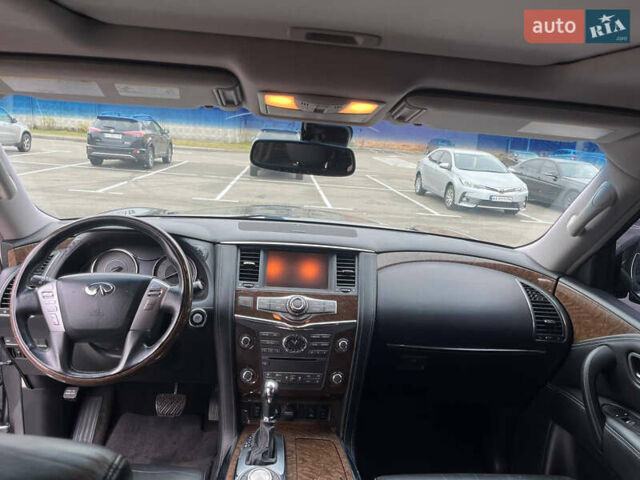 Сірий Інфініті QX80, об'ємом двигуна 5.55 л та пробігом 160 тис. км за 28000 $, фото 16 на Automoto.ua