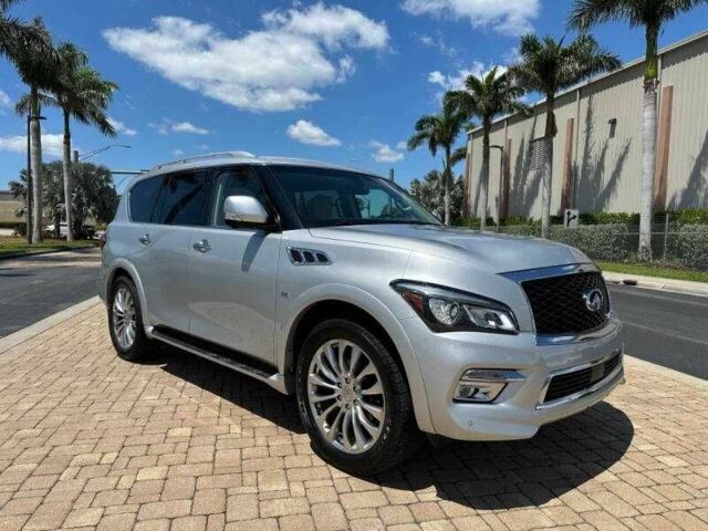 Серый Инфинити QX80, объемом двигателя 5.6 л и пробегом 72 тыс. км за 5900 $, фото 6 на Automoto.ua