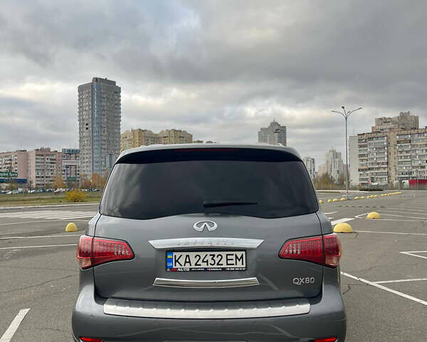 Сірий Інфініті QX80, об'ємом двигуна 5.55 л та пробігом 160 тис. км за 28000 $, фото 7 на Automoto.ua