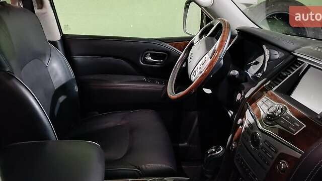 Инфинити QX80 2019 в Черновцах на Automoto.ua Серый Инфинити QX80, объемом двигателя 5.6 л и пробегом 100 тыс. км за 49500 $, фото 8 на Automoto.ua