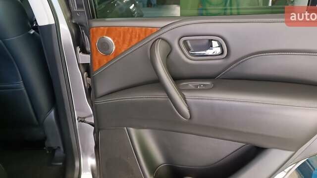 Инфинити QX80 2019 в Черновцах на Automoto.ua Серый Инфинити QX80, объемом двигателя 5.6 л и пробегом 100 тыс. км за 49500 $, фото 12 на Automoto.ua