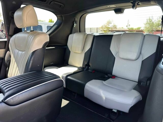 Серый Инфинити QX80, объемом двигателя 5.6 л и пробегом 50 тыс. км за 21000 $, фото 13 на Automoto.ua