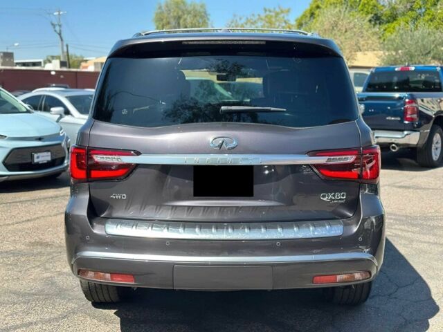 Серый Инфинити QX80, объемом двигателя 5.6 л и пробегом 50 тыс. км за 21000 $, фото 5 на Automoto.ua