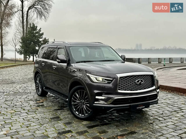 Сірий Інфініті QX80, об'ємом двигуна 5.55 л та пробігом 35 тис. км за 58999 $, фото 162 на Automoto.ua