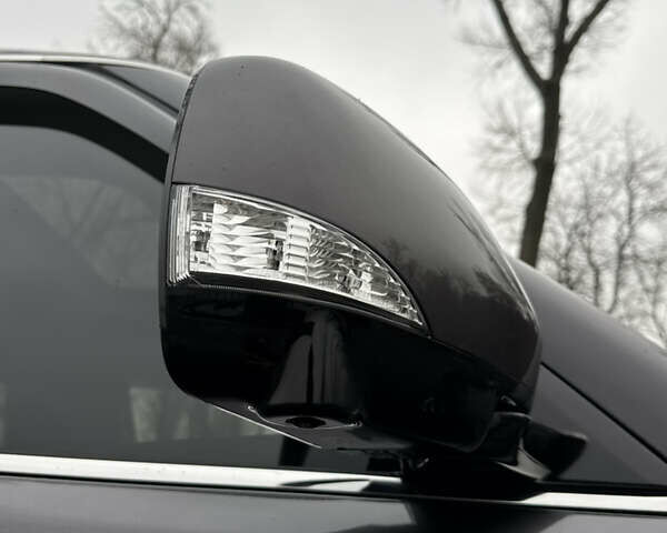 Сірий Інфініті QX80, об'ємом двигуна 5.55 л та пробігом 35 тис. км за 58999 $, фото 141 на Automoto.ua