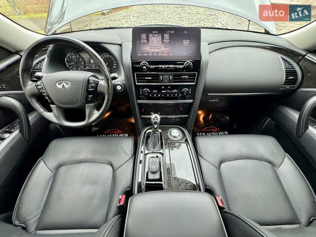 Сірий Інфініті QX80, об'ємом двигуна 5.55 л та пробігом 35 тис. км за 58999 $, фото 36 на Automoto.ua
