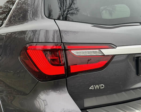 Сірий Інфініті QX80, об'ємом двигуна 5.55 л та пробігом 35 тис. км за 58999 $, фото 127 на Automoto.ua