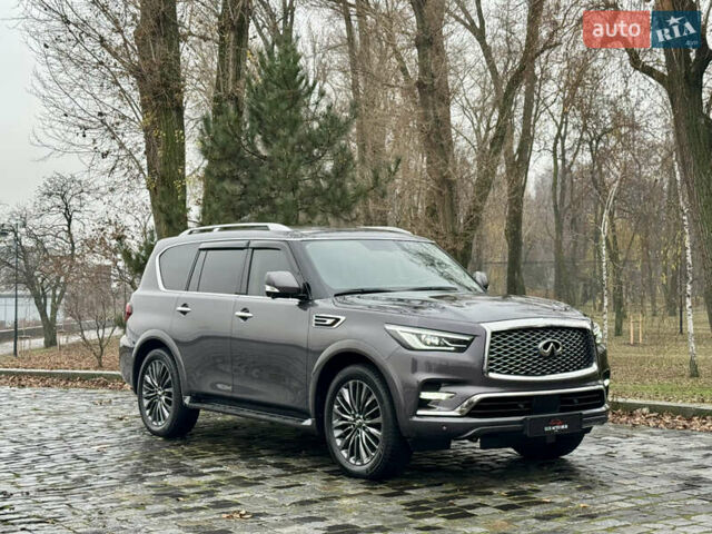 Сірий Інфініті QX80, об'ємом двигуна 5.55 л та пробігом 35 тис. км за 58999 $, фото 119 на Automoto.ua