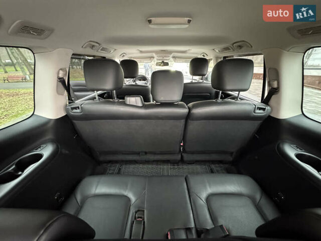 Сірий Інфініті QX80, об'ємом двигуна 5.55 л та пробігом 35 тис. км за 58999 $, фото 48 на Automoto.ua