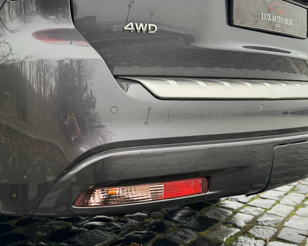 Сірий Інфініті QX80, об'ємом двигуна 5.55 л та пробігом 35 тис. км за 58999 $, фото 125 на Automoto.ua