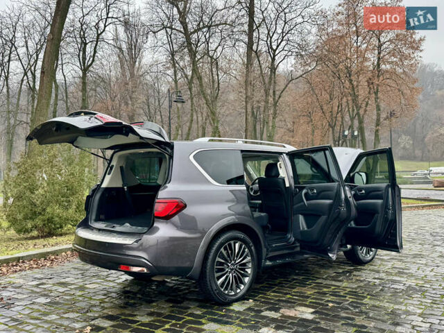 Сірий Інфініті QX80, об'ємом двигуна 5.55 л та пробігом 35 тис. км за 58999 $, фото 115 на Automoto.ua