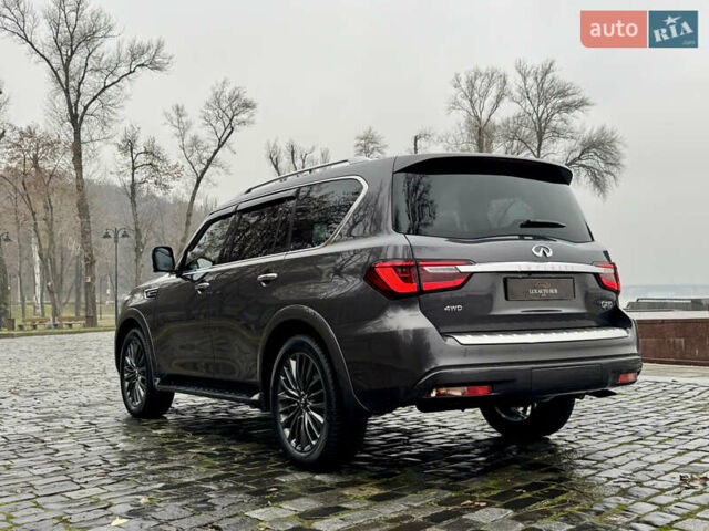 Сірий Інфініті QX80, об'ємом двигуна 5.55 л та пробігом 35 тис. км за 58999 $, фото 120 на Automoto.ua