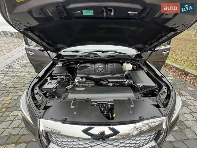Сірий Інфініті QX80, об'ємом двигуна 5.55 л та пробігом 35 тис. км за 58999 $, фото 108 на Automoto.ua